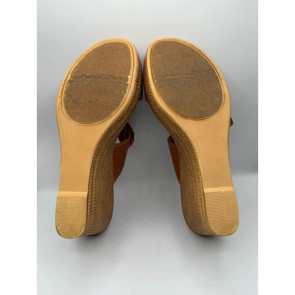 Italian Shoemaker Women 8.5 Multicolor Strap Slip On Wedge Heel Open Toe Sandals